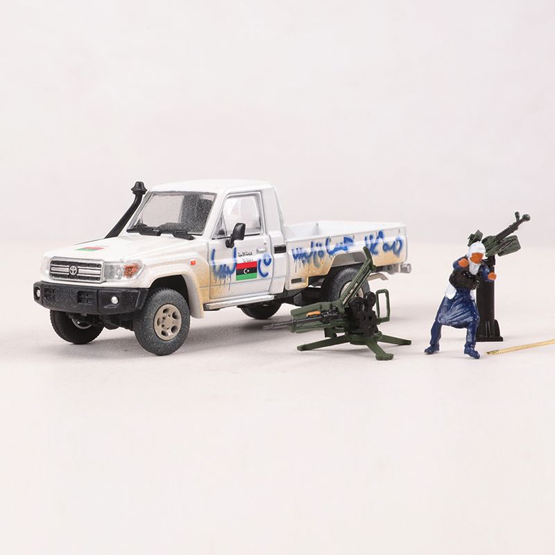 1:64 1979 Toyota Land Cruiser Rebel Oyuncak